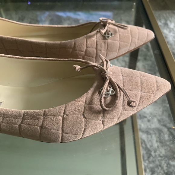 Oscar de la Renta Aiden Suede Flats - Picture 4 of 6